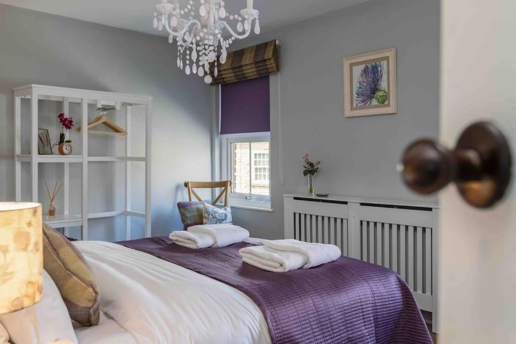 Holiday home Luxury Nestled In The Heart Of - Pet Friendly