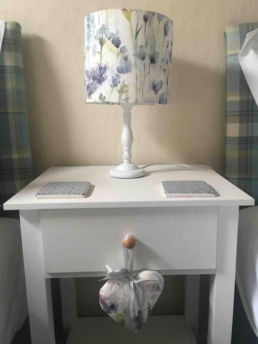 Luxury Nestled In The Heart Of - Pet Friendly Holiday home