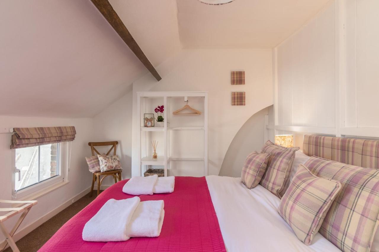 Luxury Nestled In The Heart Of - Pet Friendly *
