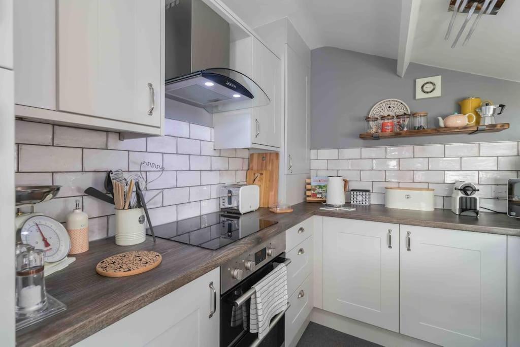 Holiday home Luxury Nestled In The Heart Of - Pet Friendly Pickering