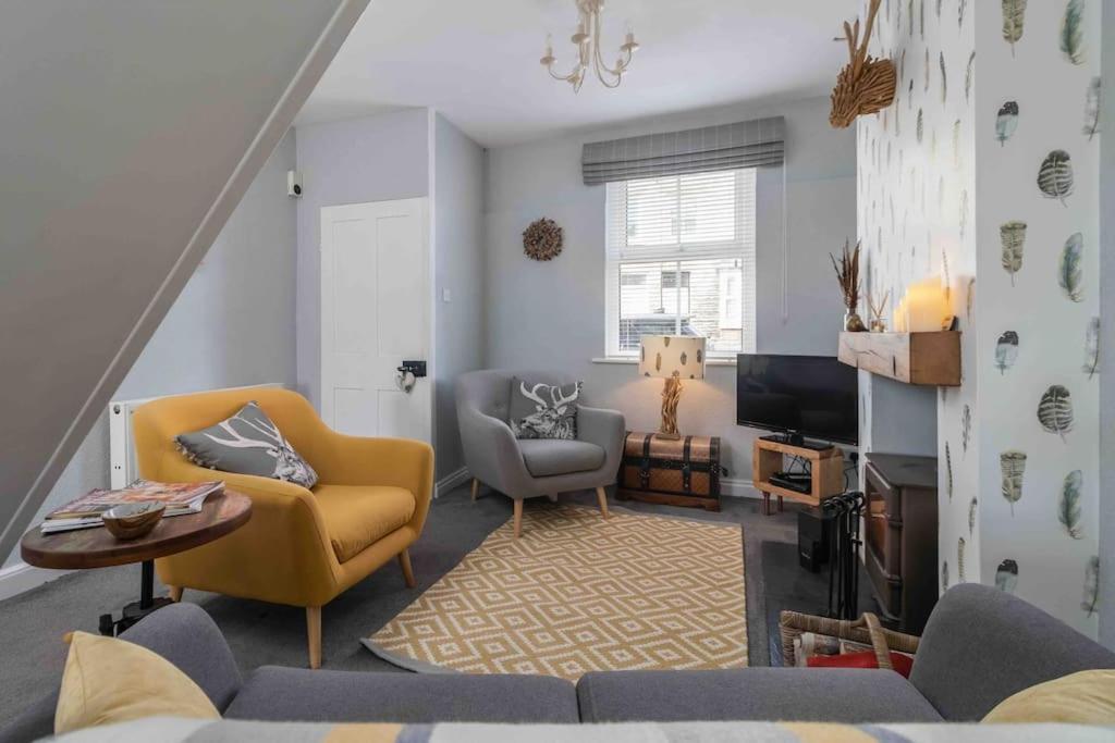 Luxury Nestled In The Heart Of - Pet Friendly * Pickering