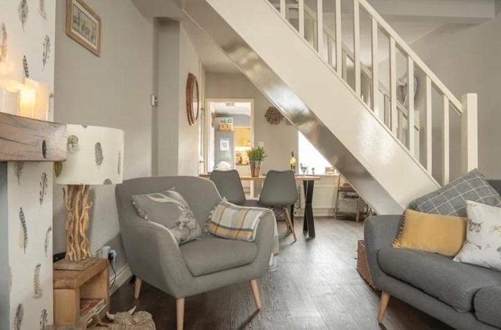 Luxury Nestled In The Heart Of - Pet Friendly Holiday home