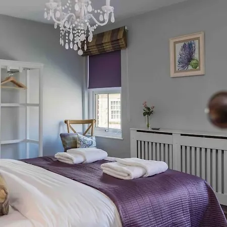 Luxury Cottage Nestled In The Heart Of Pickering - Pet Friendly Exterior photo