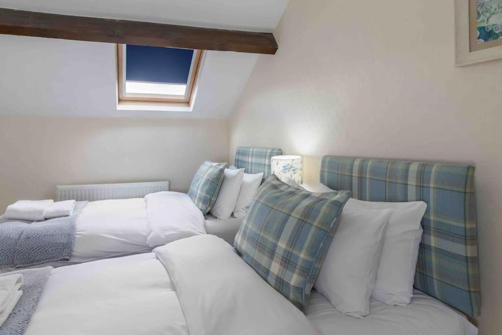 Luxury Nestled In The Heart Of - Pet Friendly *